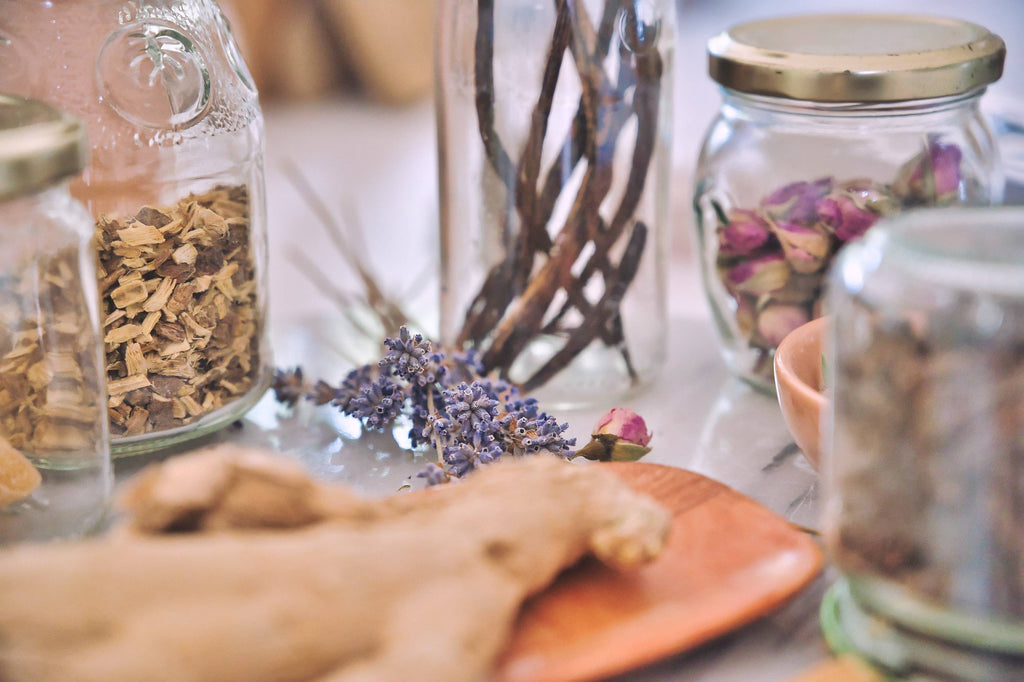 From Teas to Tinctures: How to Consume Medicinal Herbs